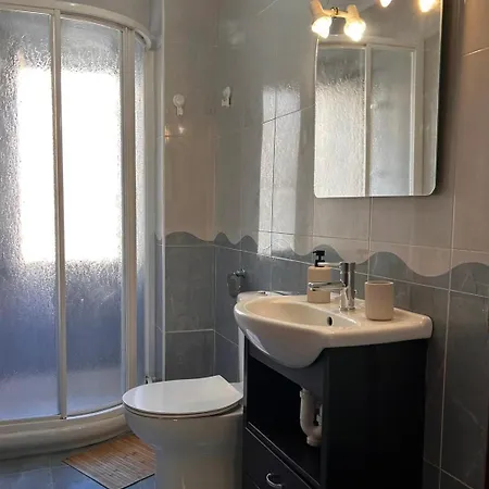 Comodo A 5 Minutos Del Centro Apartamento