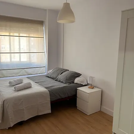 Comodo A 5 Minutos Del Centro Apartamento *